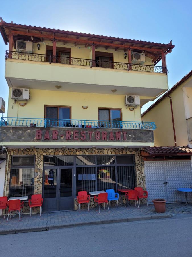 Nako Guest House Bar&Restaurants Përmet Exterior foto