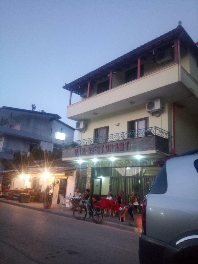 Nako Guest House Bar&Restaurants Përmet Exterior foto