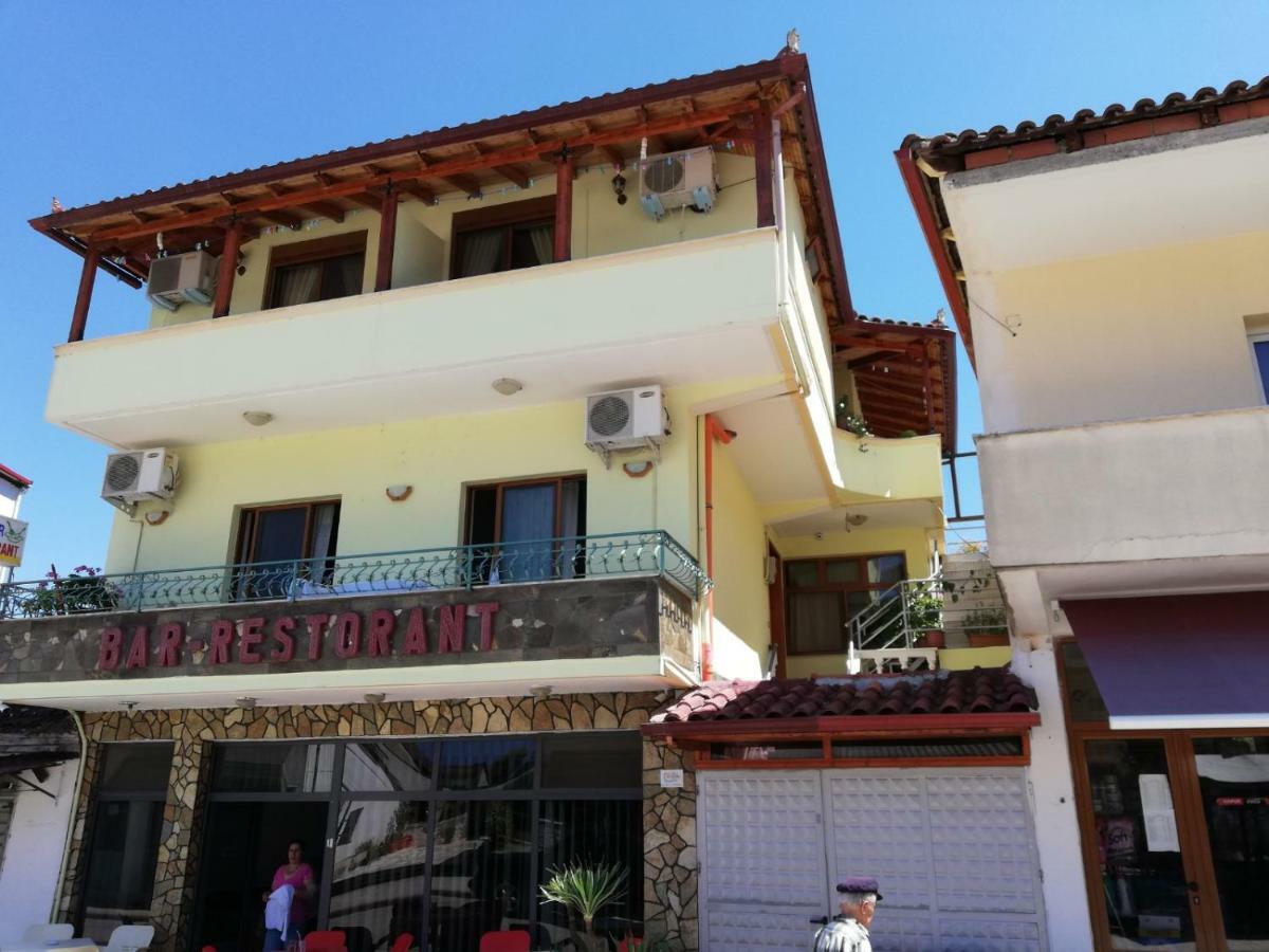 Nako Guest House Bar&Restaurants Përmet Exterior foto